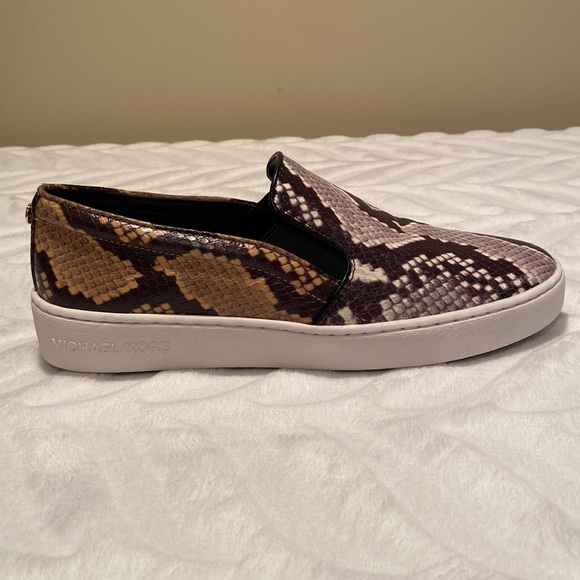 MICHAEL Michael Kors Shoes - Michael Kors Keaton Two-Tone Embossed Leather Python Slip On Shoes